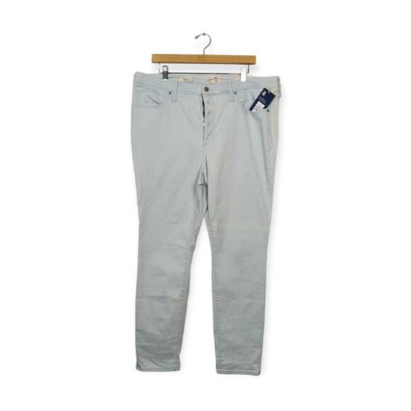 Universal Thread Light Wash Denim High Rise Skinny Jeans - Picture 1 of 9